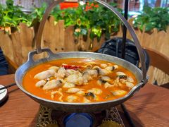 -老滇山寨•云南特色菜•地方菜•民族风情歌舞表演(金碧店)