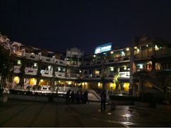 Night-娜娜度假小旅馆