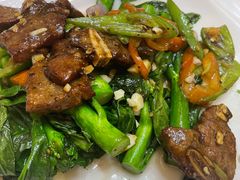 黑椒牛仔骨-南沙辉记烧鸡·荔枝木炭火吊烧(旧镇店)