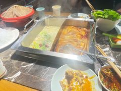 骨头汤锅底-宽窄巷子火锅(周浦店)