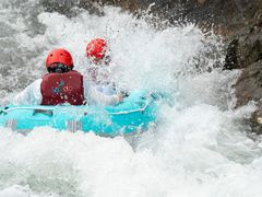-龙井峡漂流