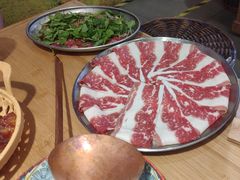 -洱火云南酸菜牛肉火锅(石景山当代商城店)