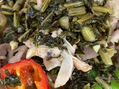 -黄记四更烤乳猪店