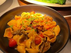 -阿妮叶李(光谷世界城店)