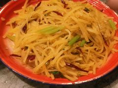 -破瓦寒窑·地摊烤羊排