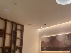 -蜜桃餐厅·伴山(湖滨商业街店)