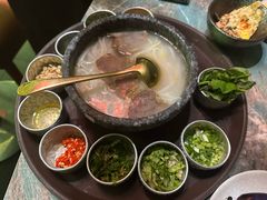 -浩海火燒雲傣家菜(芮欧百货店)