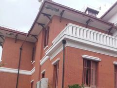 -上海市位育初级中学