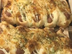 香肠面包-卡吉诺动物奶油生日蛋糕(东明路店)