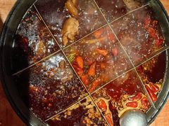 -周小明火锅(黑金冠社区店)