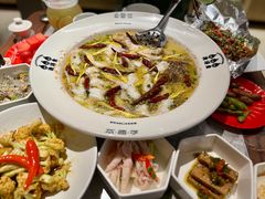 -渔语鱼新川菜Bistro(万象天地店)
