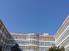 -上海市民办金苹果学校