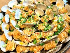 铁板烤花甲-何师烧烤Pro ·江湖川菜·小龙虾·精酿(太古里旗舰店)