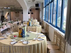 靠窗位-爱琴海假日餐厅(八里湖婚礼公园店)