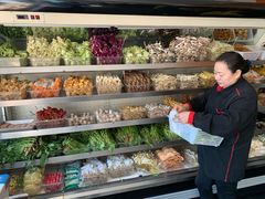 -万记麻辣烫国展总店