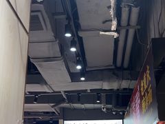 -魔都三兄弟酸辣粉·蘸卤炸串(虹桥万科店)