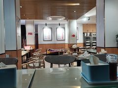大堂-闫家驴肉老店(华电一校店)