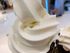 -喜茶(杭州滨江宝龙店)