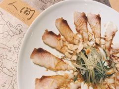 薄切鲜鱼片-穹六人间 people 6(岳阳路店)