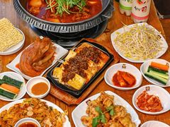 -喇喇排骨火锅·传统韩式脊骨汤(望京西园总店)