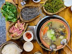 -阿婆情腊排骨火锅(金虹路店)