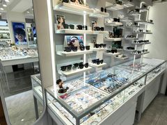 -潘多拉眼镜·蔡司依视路明月(潘家园店)