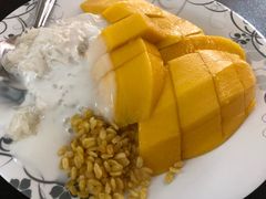 -Nings Mango Stand