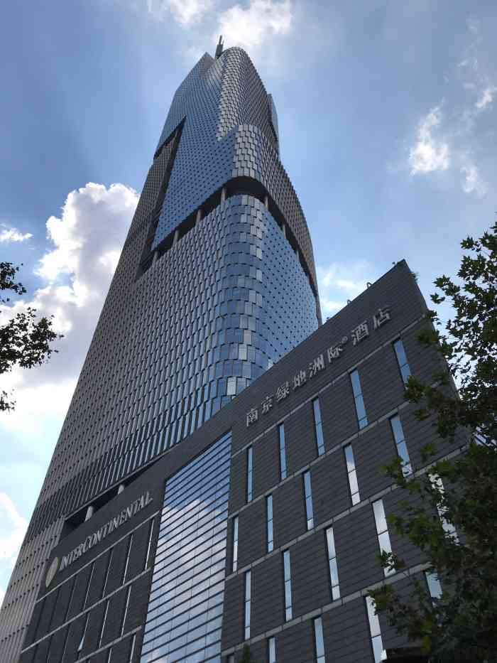 南京绿地洲际酒店-"中规中矩的一家五星酒店,设施是非常好的,.