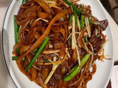 瑞士汁炒牛河-石板街港澳冰室(天环店)