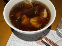 野荠菜鲜肉馄饨-南小馆(迪士尼小镇店)