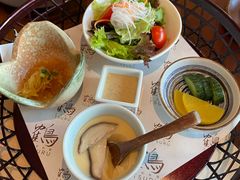-Tsuru鹤日本料理(静安香格里拉店)