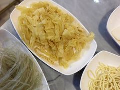 -光头药膳鸡(莱茵小镇店)