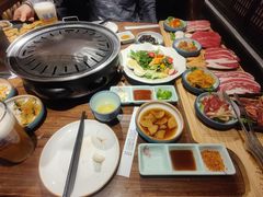 -明洞阿姨·韩式酱蟹烤肉·创意料理(三元桥店)