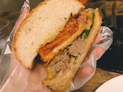 -HIGH FIVE哈福手工汉堡(桂林路店)