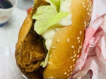 "乐派克汉堡披萨"的所有分店