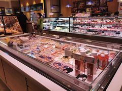 面包甜点陈列柜-巴黎贝甜(大宁国际商业广场店)