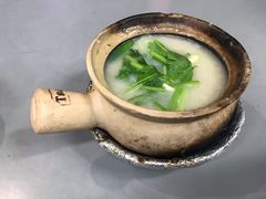 -长城砂煲田鸡粥
