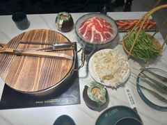 -椰子湾·海南火锅·糟粕醋·椰子鸡(正大广场店)