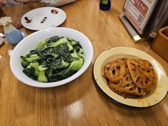 -堂瓦里·33年传统赣菜(第一街区店)