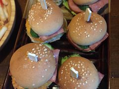 -Helens海伦司小酒馆(津湾广场店)