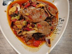 -肖四女乐山跷脚牛肉(滨江天街店)