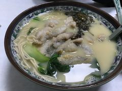 -明呈黄鱼面馆(斜土路店)