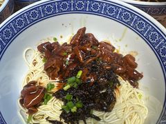 -沪西老弄堂面馆(定西路店)