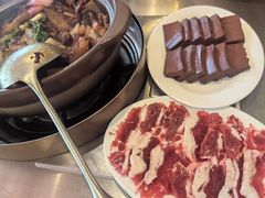 -胡须佬鸡煲四季火锅店(石厦西村直营店)