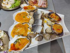 -围炉肉舍•炭烤活鳗•丹东海鲜烤肉(步行街店)