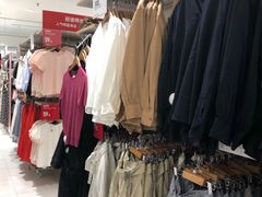 -优衣库(广州天河领展广场店)