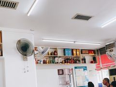 大堂-胡子饮食店