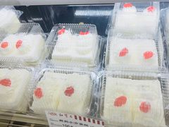 -红宝石·鲜奶小方·海派西点房(金杨店)