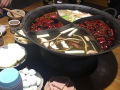 -白乐天毛肚火锅馆(南滨路店)