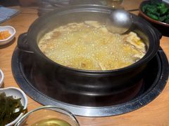 -一朵菌·野生菌探索家火锅(南亚店)